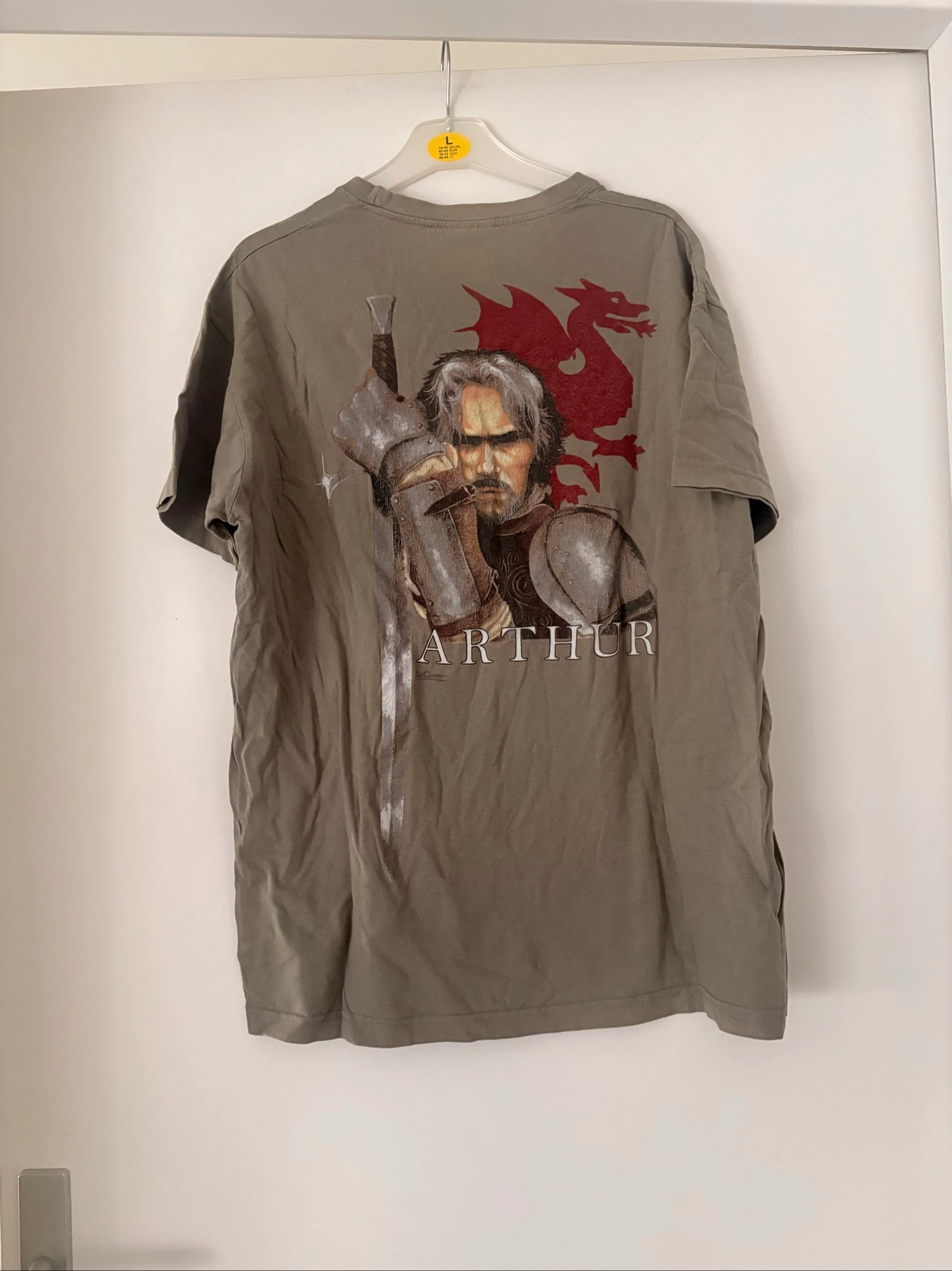T-shirt – photo 2